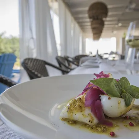 Torre Fiore Masseria فندق بيستيشي